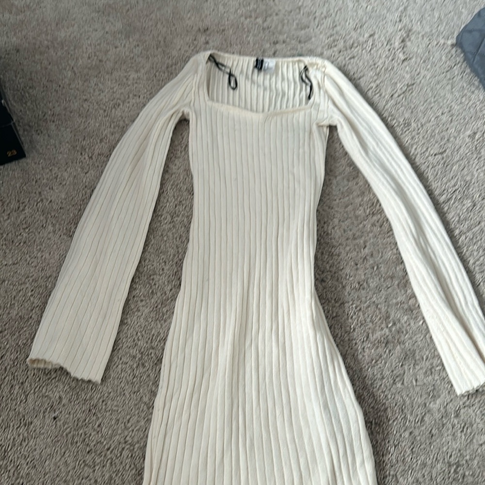 divided xs long sleeve dress